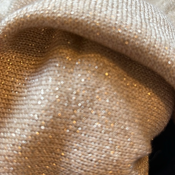 Ann Taylor Silk Blend Gold Sparkly pull over Top ribbed neck,cuffs & hem Size MP - Picture 10 of 10